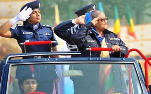 পদক পেলেন ১০২ পুলিশ সদস্য