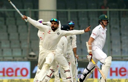 ৫ বছর পর শীর্ষে ফিরল ভারত