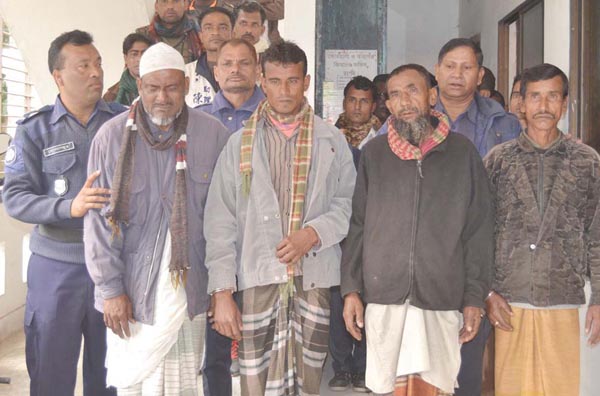 কৃষক হত্যার দায়ে ৩ জনের মৃত্যুদণ্ড, একজনের যাবজ্জীবন 