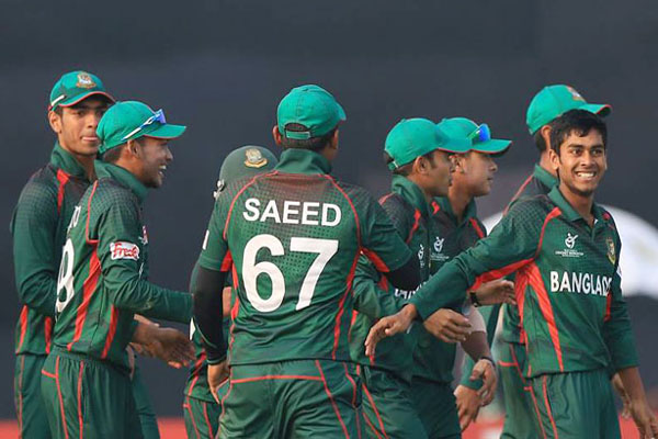 বাংলাদেশের লক্ষ্য ২১২
