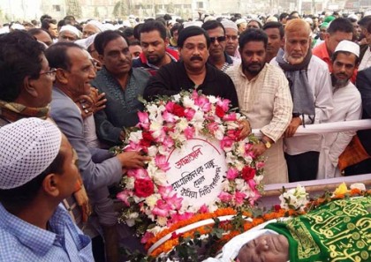কুমিল্লা সদর উপজেলা চেয়ারম্যানের দাফন সম্পন্ন