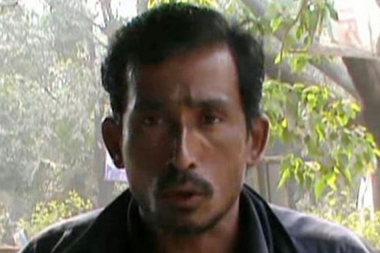 সুদের টাকার জন্য পুলিশের পিটুনির শিকার চা-বিক্রেতা