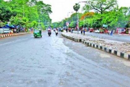 সকাল ৯টা থেকে বিকেল ৫টা টিএসসি-শাহবাগ সড়ক বন্ধ