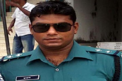 এসআই রতনের বিরুদ্ধে গ্রেফতারি পরোয়ানা