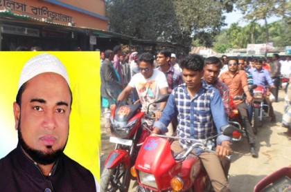 আওয়ামী লীগের মনোনয়ন প্রত্যাশীর মোটরসাইকেল শোডাউন