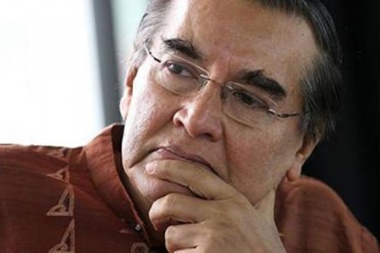 মাহফুজ আনামের পাশে দাঁড়ালেন হাফিজ