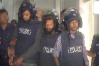 পুরোহিত হত্যায় গ্রেফতার ৩ জেএমবি নেতা রিমান্ডে