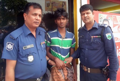 মাদ্রাসা ছাত্রীকে জড়িয়ে ধরায় কলেজ ছাত্রের কারাদণ্ড