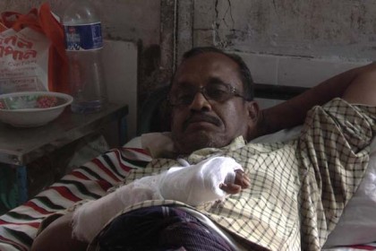 নেত্রকোনায় প্রতিপক্ষের হামলায় অবসরপ্রাপ্ত জজ আহত  