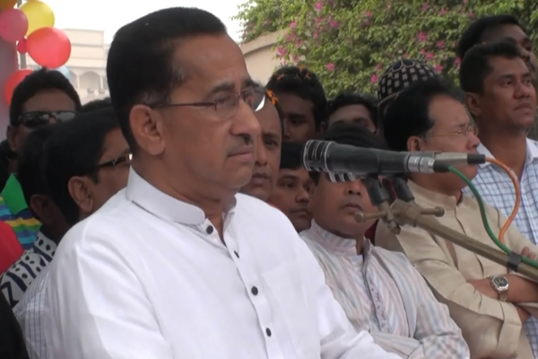 গাজীপুরে পথসভায় যুবলীগ চেয়ারম্যান ওমর ফারুক চৌধুরী