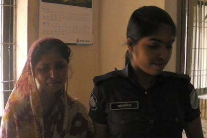 মায়ের বিরুদ্ধে শিশুকে গলা কেটে হত্যার অভিযোগ
