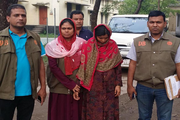 ৫ লাখ টাকায় ভাড়াটে খুনি দিয়ে স্বামীকে হত্যা
