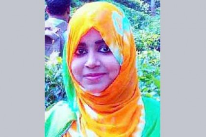 
তনু হত্যার বিচারের দাবিতে কুমিল্লায় বিক্ষোভ অব্যাহত
