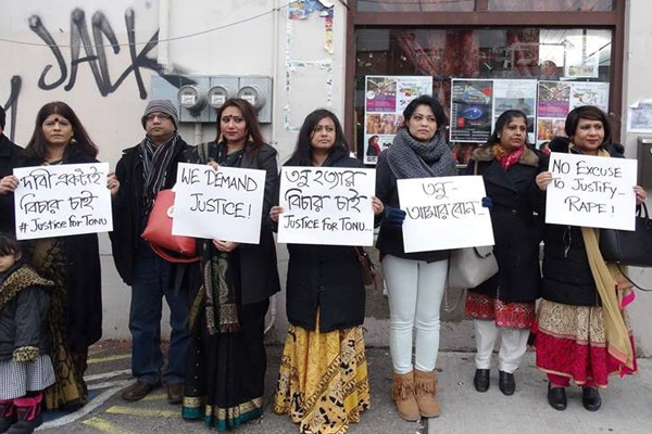 
তনু হত্যার প্রতিবাদে টরন্টোতে মানববন্ধন     
