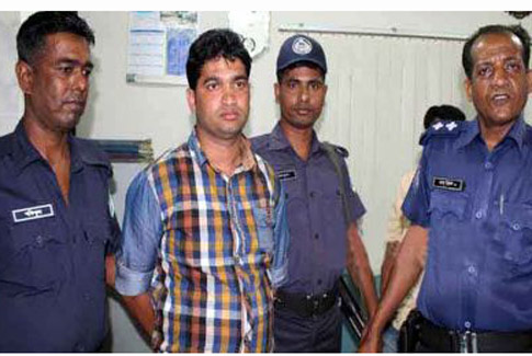 ব্যাংক থেকে টাকা চুরি, হ্যাকার আটক