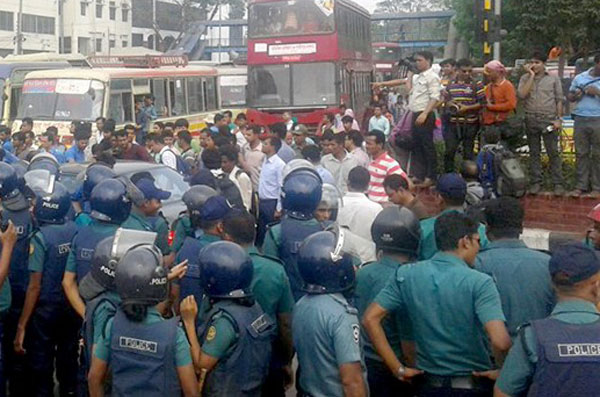 তনু ইস্যুতে উত্তাল শাহবাগ