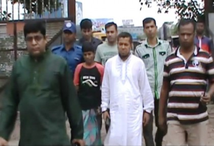 গাজীপুরে ২০টি হাতবোমা ও ৩টি পেট্টোল বোমা উদ্ধার, আটক ২