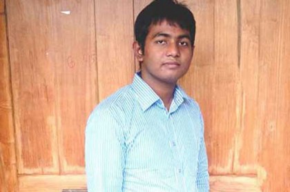 মাদারীপুরে নিহত ঢাবি ছাত্রের বাড়িতে শোকের মাতম