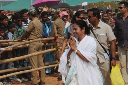 এবারের নির্বাচন মমতার কাছে অ্যাসিড টেস্ট