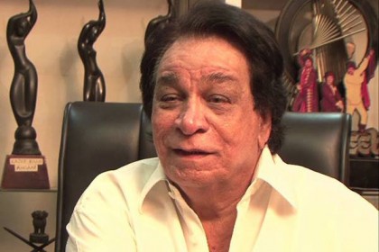 মৃত্যুর খবর রটনা, বেঁচে আছেন কাদের খান!