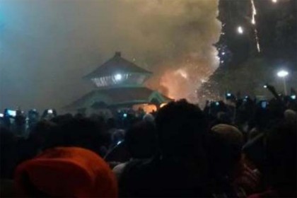 কেরালায় মন্দিরে অগ্নিকাণ্ড, নিহত শতাধিক