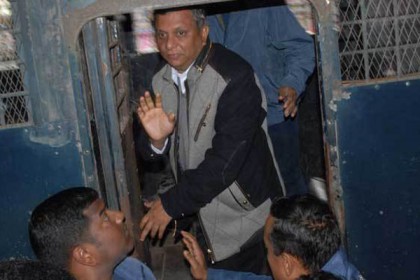 মেয়র আরিফের জামিন নামঞ্জুর, ফের কারাগারে
