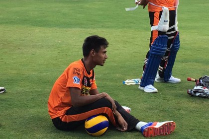 মুস্তাফিজের জন্য বাঙালি নিয়োগ!