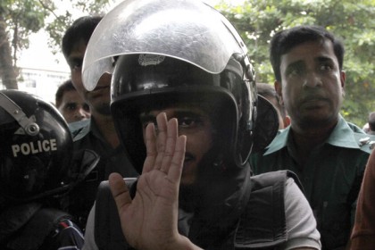 মুফতি হারুণ ২ দিনের রিমান্ডে
