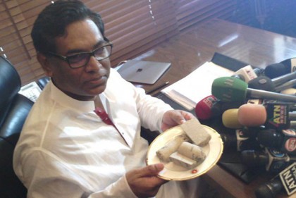 নওগাঁয় চুনাপাথরের খনি আবিষ্কার