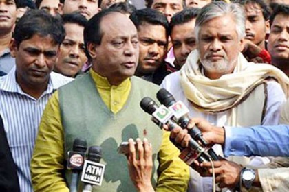 'জনগণকে বায়োস্কোপ দেখাচ্ছে ইসি'