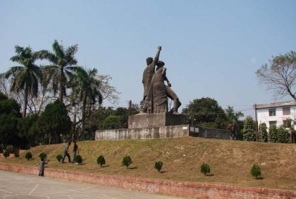 জাবিতে হরতাল পালনের সময় আটক ১৩