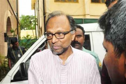 ৫ দিনের রিমান্ডে মাহমুদুর রহমান