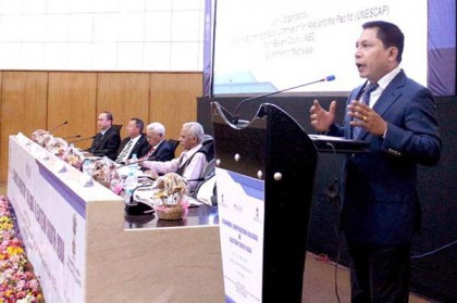 
'বাংলাদেশ-ভারত কানেকটিভিটি বাড়াতে রাজনৈতিক সদিচ্ছার প্রয়োজন'