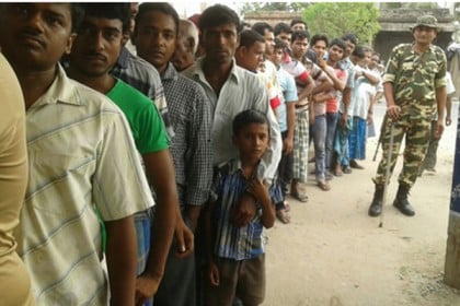 কলকাতাসহ তিন জেলায় ৫ম দফার ভোট শুরু
