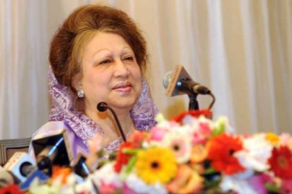 মে দিবসের শিক্ষায় আন্দোলনের আহ্বান খালেদার