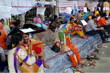 নার্সদের দাবি মেনে নেওয়ার আশ্বাস স্বাস্থ্যমন্ত্রীর