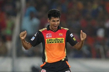 মাঠে নামার আগে যা করেন মোস্তাফিজ