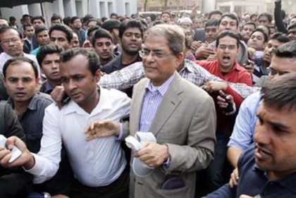 দুপুরে দেশে ফিরছেন মির্জা ফখরুল