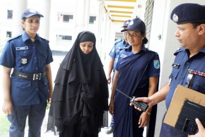 জিনের নির্দেশে দুই সন্তানকে হত্যা করেছেন মা