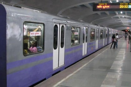 কলকাতায় এবার চালকহীন মেট্রো