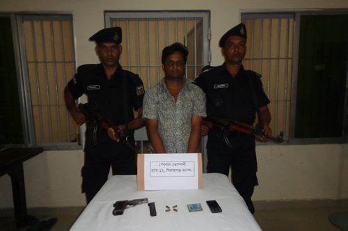 সিরাজগঞ্জে বিদেশি পিস্তল-গুলিসহ যুবক আটক