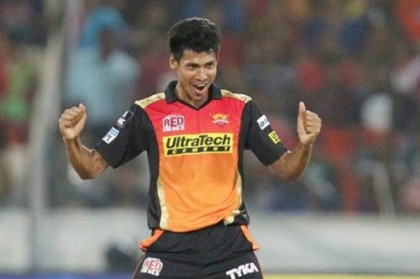 'উইকেট না পেয়েও বাজিমাত মুস্তাফিজের'