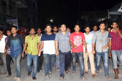 নিজামির ফাঁসি কার্যকরে সাঁথিয়ায় আনন্দ মিছিল
