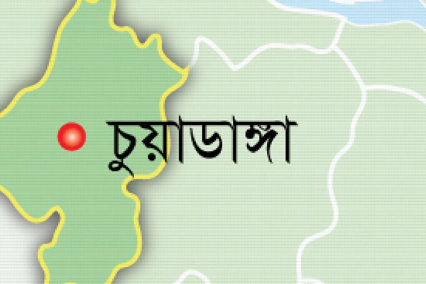 সড়কে বৈদ্যুতিক খুঁটি ফেলে ডাকাতি, জখম ৩০
