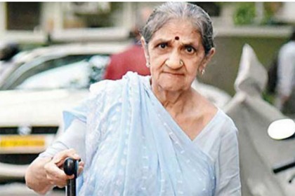ছিনতাইকারী ধরলেন ৮১ বছরের বৃদ্ধা