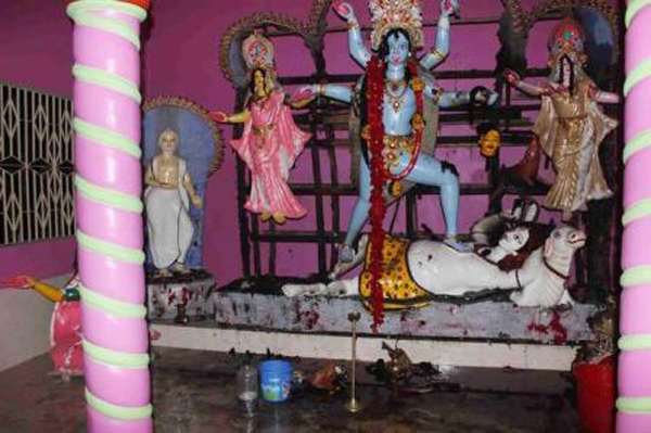 ভান্ডারিয়ায় শ্যামা মন্দিরে অগ্নিসংযোগ