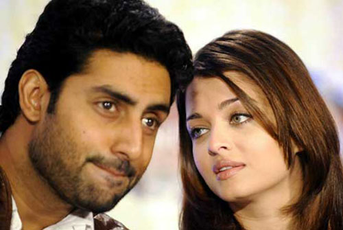 ঐশ্বরিয়াকে এড়িয়ে গেলেন অভিষেক!