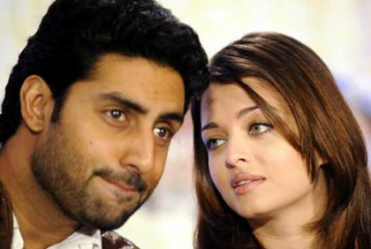 ঐশ্বরিয়াকে এড়িয়ে গেলেন অভিষেক!
