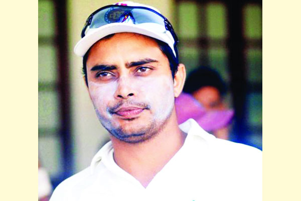 আসছেন রজত ভাটিয়া