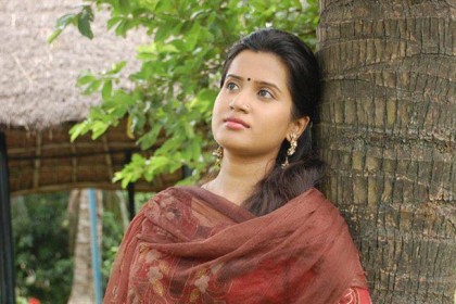 না ফেরার দেশে ন্যানসির মেয়ে